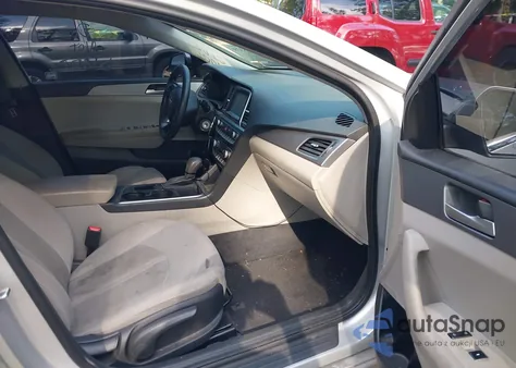 2018 Hyundai Sonata Se z USA, uszkodzony, nr VIN 5NPE24AF2JH704330